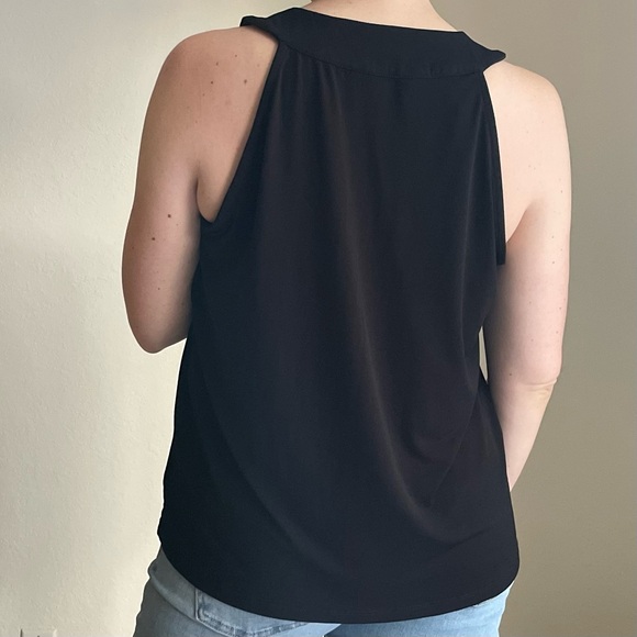 Ellen Tracy Black Pleated Tank - Picture 2 of 3